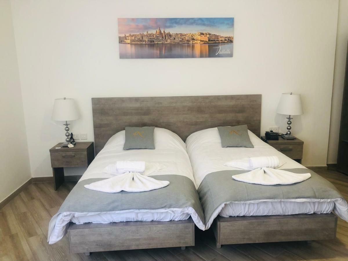 Napoli Suites San Ġiljan Buitenkant foto